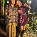 Nicole Orsini Instagram – E esse pôster, ein? 😍🔮
Berê e seus amigos feiticeiros passando pra lembrar que #AcampamentoDeMagia chega sexta-feira no @globoplay 👀💜