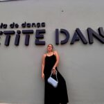 Nicole Orsini Instagram - ootd com minha bolsa liinda @jwpei_official pra ir na minha aula de dança na @petitedanse 🩵✨ #jwpei cupom de desconto de 12%: BR23NICOLE look 👗 @deliriyou