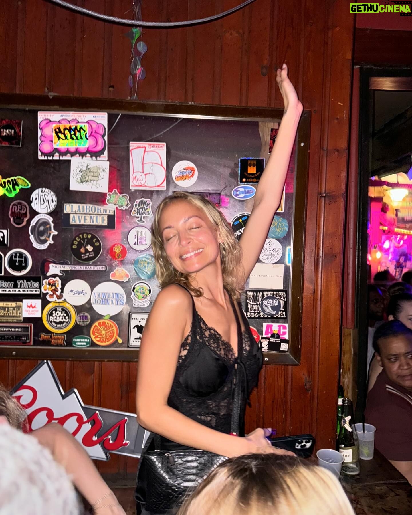 Nicole Richie Instagram - Feeling sore, dehydrated, and oh so grateful. Thank you Jazzfest 🦞🎷ðŸŽ