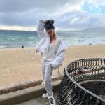 Nicollette Sheridan Instagram - Ocean or lake?