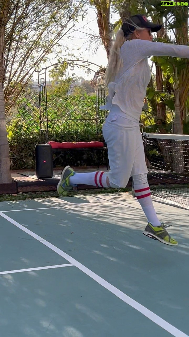 Nicollette Sheridan Instagram - Watch out…I’m pickle balling! 🎾🤪🎾