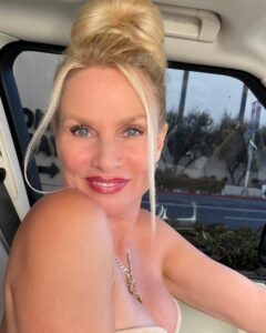 Nicollette Sheridan Instagram - Caught off guard! It’s a good place to be…don’t you think? 😜