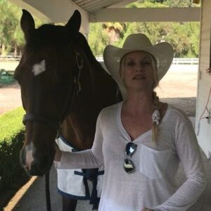 Nicollette Sheridan Instagram - I wanted to take the time to say.. Life is amazing! To one of my fans in the great state of Oklahoma...
When you least expect it...expect it!!! Happy Birthday Doris!... Wishing you and everyone happiness always!! ❤️ - Nicollette  #love #inspiration #support #kindness #friends #sundayfunday #blessed #happybirthday
