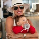 Nicollette Sheridan Instagram - I’m looking pretty good for having an eight month old baby…whadya think?
