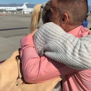 Nicollette Sheridan Instagram - Oliver and I creating our own #dynasty ...Is it kitchenware? Beauty products? Pet care? Lingerie? How to live healthier and longer?? ...Wait ‘til you see what my business partner,  the original shark, @realkevinharrington and I have coming your way!!! #bosslady #entrepreneur #mondaymotivation