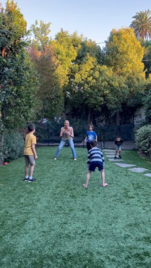 Nicollette Sheridan Instagram - My rug rats and football…way more fun! 😳🏈❤️
#superbowl  #2022  #losangeles
#halftimeshow