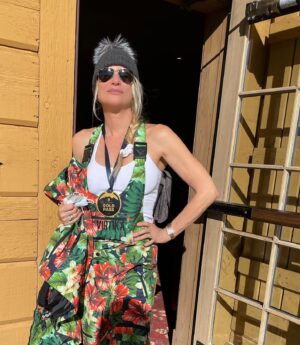Nicollette Sheridan Instagram - Taking a break…#winterwonderland #colorado #skiing #virtika