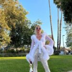 Nicollette Sheridan Instagram - Everyone kick your heels up! 👠 Happy Mother’s Day ❤️