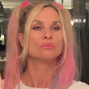 Nicollette Sheridan Instagram - Keep the pink??