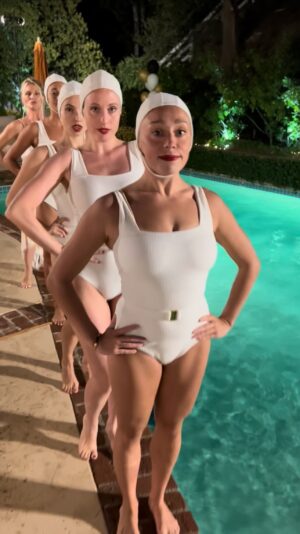 Nicollette Sheridan Instagram - Reunited and it feels so good ♥️ @aqualillies   Nicollette ♥️