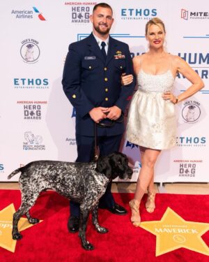 Nicollette Sheridan Instagram - My darling @k9_buda, Thank you for your courage and bravery and of course your love and dedication to your daddy and your country…I loved snuggling with you on the carpet before presenting your well deserved 2023 Military Hero Dog Award. I hope to relax and play ball with you one day…until then, be safe and know you are appreciated and loved! ❤️ @americanhumane @herodogawards @thebreakers