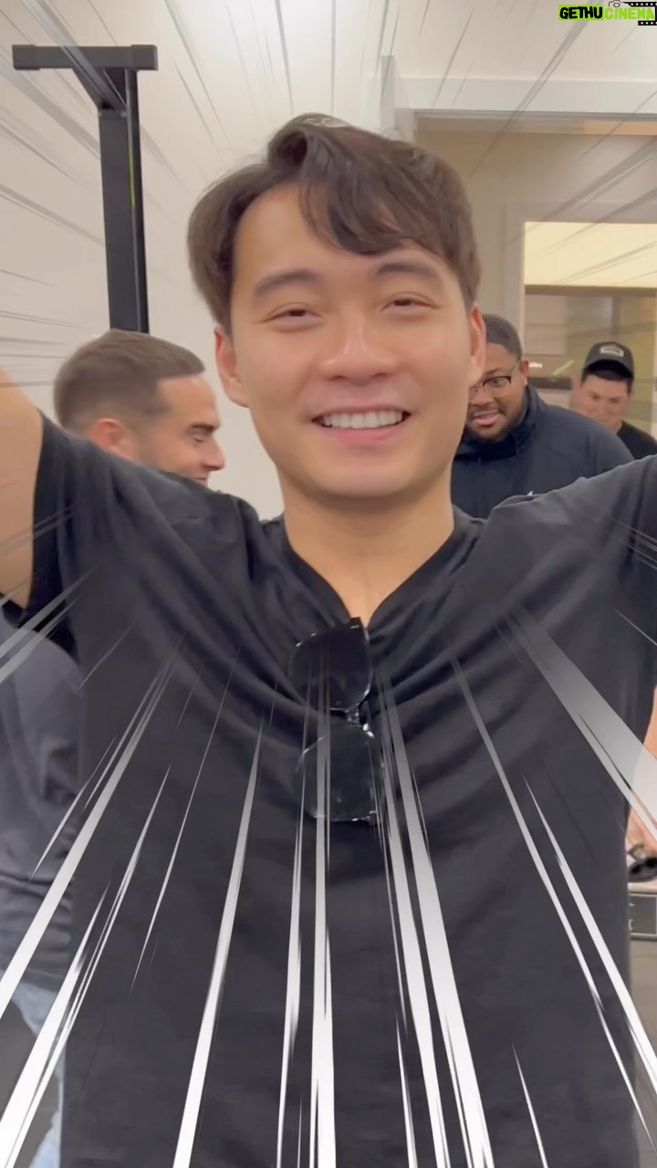 Nigel Ng - 187.7K Likes - Why Uncle Roger So Weak!