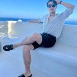 Nigel Ng Instagram - Please get tickets to #haiyaatour so I can pay off this holiday 🏝 PS: I think I’m the only Asian person on this island