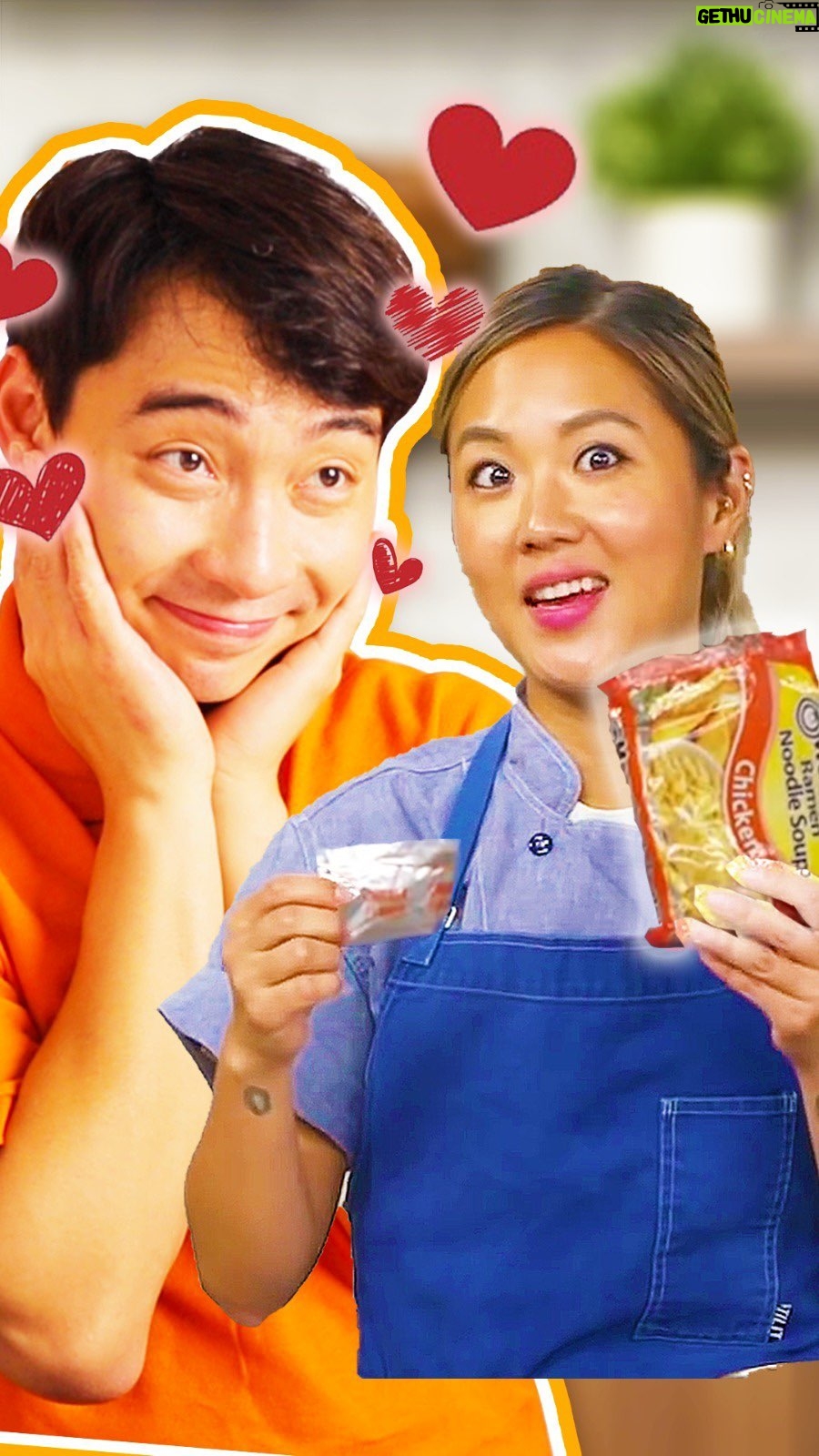 Nigel Ng - 268.8K Likes - Auntie Esther @choibites is the perfect woman ❤️
Full weejio on YT 📲
#ramen #uncleroger
