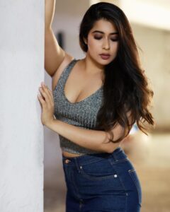 Nikita Sharma Instagram - Couldn’t decide between 1 and 2. Which one do you like? 🖤