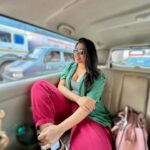 Nikita Sharma Instagram - Happiest when travelling ♥️ And if it’s surrounded by mountains, I’m even happier! ☺️ Location: @foresthillstala #Hosted