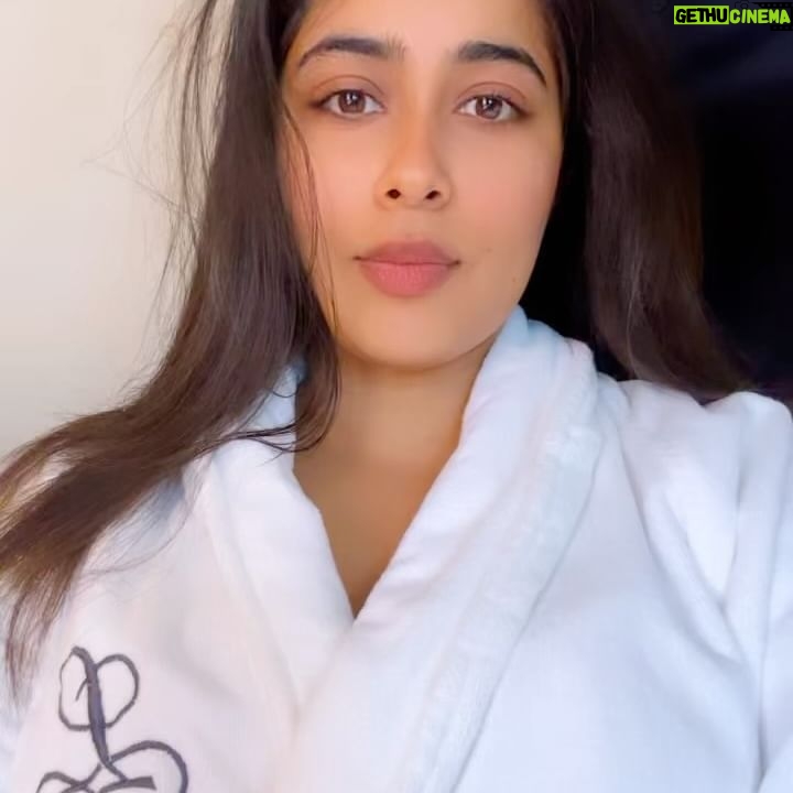 Nikita Sharma Instagram - Bangalore for a hot minute ♥️