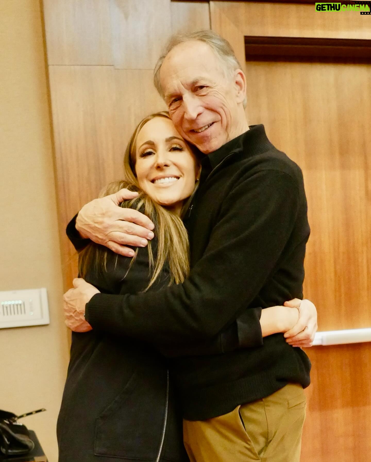 Nikki Glaser Instagram - Thank you to everyone who has come see me on tour. These shows have been so damn fun. So many dates coming up! Next weekend: Rohnert Park & Temecula CA! Get tickets at NikkiGlaser.com ๐ธ @mattpondpa