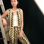 Nikki Hsieh Instagram – 在鎂光燈前 我扮演不同的角色
投入自己 希望創作出各種光采演繹不同風貌
在生命中 自己就是最重要的角色
態度、品味、價值觀，組成獨一無二的我
盡情揮灑 每個人都是自己生活中的藝術家

@SandroParis
#SandroParis #SpringSummer24 #SS24