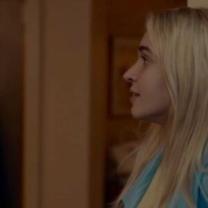 Nikki Roumel Instagram - On this edition of “Behind the episodes”: 209 and 210! The first picture is from the final episode of season 2! It was a very fast paced and heavy scene with Young Georgia’s encounter with Gil, we had a lovely stunt team help us out and I couldn’t have asked for a more amazing scene partner @bensteelecaldwell. Also, who noticed the Aerosmith song reference? The second picture is when Young Georgia is packing to leave Texas, the scene is a big contrast between a rush against the clock before Gil gets home and keeping her daughter safe. The tension in the scene was high. However, in between takes we coloured and Tianna and Tiara taught Ben and I their dance routine! The apartment in the flashbacks are located right next to the Mayor’s office…(at least in the studio!) The third photo courtesy of @tiannatiara was our fabulous poses 💛 The next picture is from when Georgia bests Gil at his own game! @sllampy pulled me aside to fill me in on everything I needed to write on the check, unfortunately my hand writing isn’t the greatest 😂 The next picture is of some yummy lunch, because of the pandemic, we ordered what we wanted ahead of time! The last photo is cuddles with my stuffy that the girls got me for pre-trailer naps! That’s a wrap of behind the photos! I hope you enjoyed 💛💛