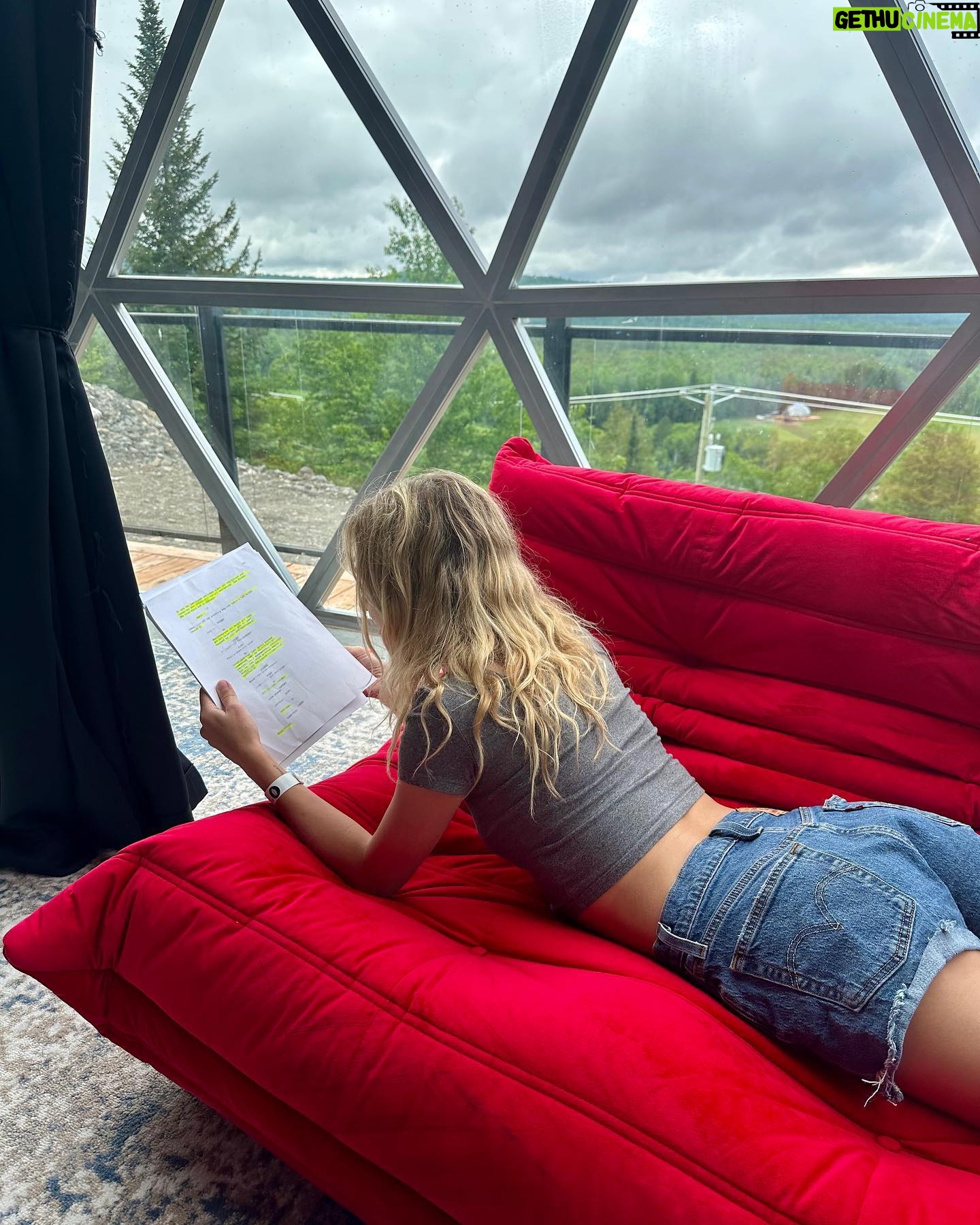 Nikki Roumel Instagram - A quick stop in Quebec and memories to last a lifetime π Thank you @belairtremblant for making our first official sister trip the best stay and experience we could ever ask for and thank you @taliaroumeliotis for being the best sister I could ever ask for xo