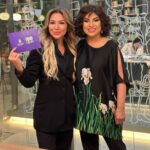 Nilgün Belgün Instagram - Bugün Anneler günü etkinliği için İstanbul Büyükşehir Belediyesi “İBB KAdın” ın konuğu olarak @artistanbulfeshane deyiz. Kızım @oylumsecin in moderatörlüğünde Sevgili Dilek İmamoğlu ile birlikte hayata ve anneliğe dair sorulara cevap veriyoruz.🤩🧿 @ibb_kadin