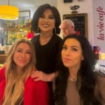 Nilgün Belgün Instagram - Çekirdek Aile♥️💜💙🧡💚😍😻 Hepimiz birlikte büyüyoruz🧿 @oylumsecin @mervegencerstudio @derindemiralp Maya Pati ,Şeri😻😻