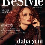 Nilperi Şahinkaya Instagram – @bestylemagazine ❤️👯
Röportaj: @tugceorcunus
Fotoğraf: @ceylansozer 
Moda Editörü: #hakanöztürk @_hknylcn 
Saç: @mutluahmet.sinan 
Makyaj: @cananhzl 
Nail Art: @naillashbrowbar
Backstage: @unalavcii 
Moda Editörü Asistanı: @pinarakar
Dijital İçerik Direktörü: @tugceorcunus
Kurumsal İletişim: @mukokaya
Dijital İçerik Editörleri: @naymanbatimor @kezbanbelettt @burakkucpinar 

@onemgunalagency