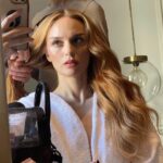 Nilperi Şahinkaya Instagram – ben çorap kadınıyım 

 #çorap #reklam