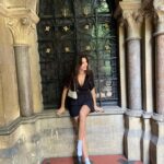 Nilsu Yılmaz Instagram - Tatlı bir gün 🌚