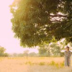 Nimrat Khaira Instagram - Ik ohde roop di dhup tikheri dooja mehkan da tirhaya Teeja ohda rang gulabi O kise gori maan da jaya ~ Shiv Kumar Batalvi 📸 @ravankhosa @channabambayaala