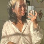 Nina Lu Instagram – white puffy shirts that make u feel like a slutty renaissance man>>>