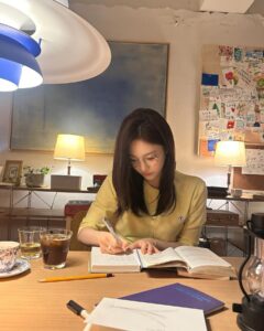 Ning Yi Zhuo Instagram - 여융👯‍♀️