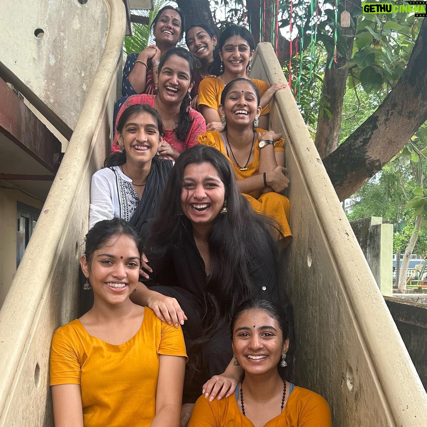 Niranjana Anoop Instagram - I don’t have siblings of my own but made a vow to these girls to be their Nritya Sodari … Looking forward to being a part of every little big step in your dance journey cuties ! Good luck for tomorrow ♥️ Hugs 🤗