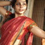 Niranjana Anoop Instagram - Yes that’s new 🙈 Arapatta Katha ♥️ @pranavraaaj ⭐️ 📸