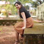 Niranjana Anoop Instagram – Kallalakshanam ?? 
 😎
@pranavraaaj 📸