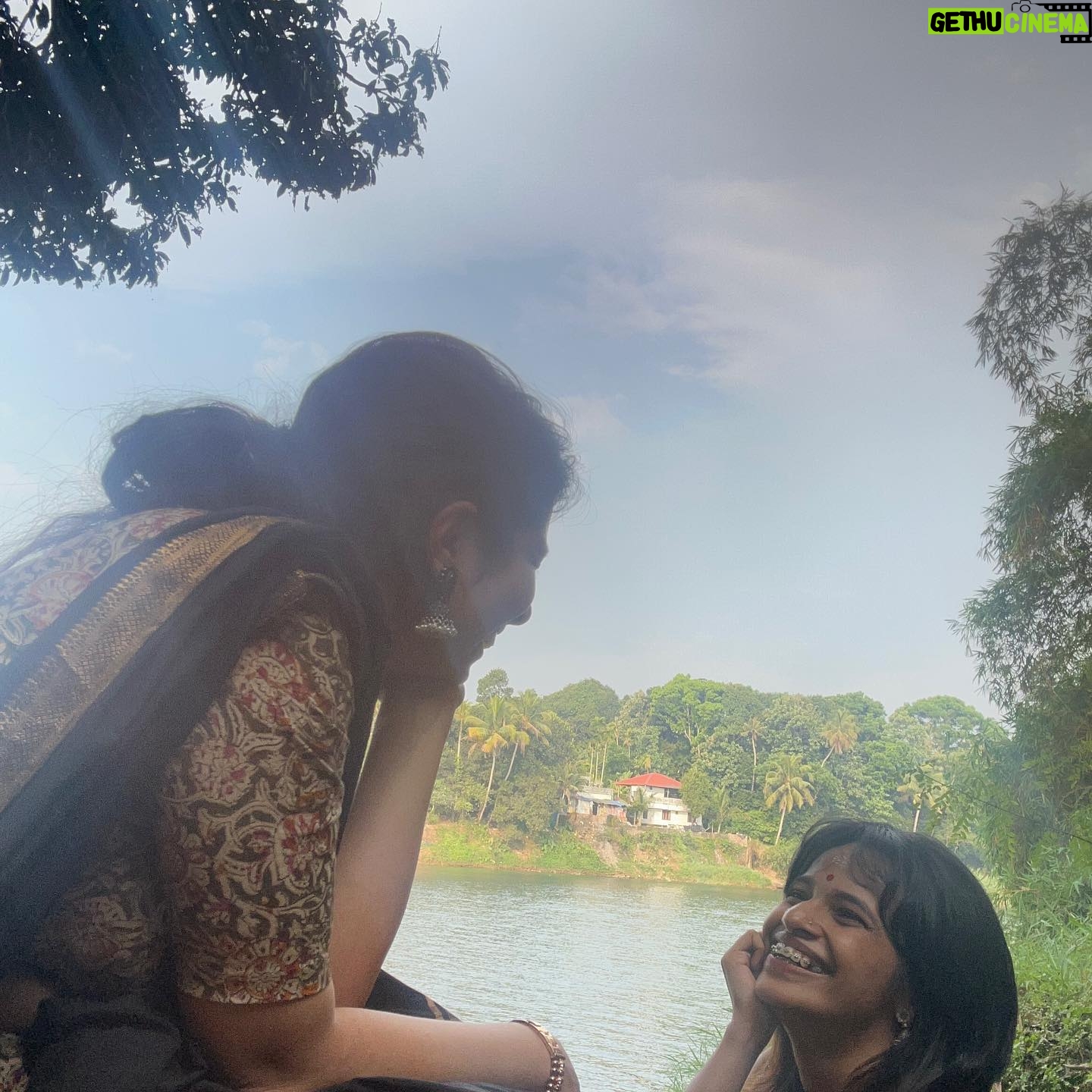 Niranjana Anoop Instagram - @paatukaari you’ve always been one of my most favourite seniors and now pazhoor illam your valiachan and valiamma all have a piece of my heart ♥️ come back soon Love n hugs 🤗