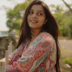 Niranjana Anoop Instagram - 🌸🌺Many Smiles 🌺🌸 @merin__georg capturing things 📸🌺