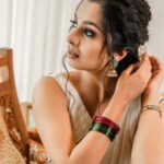 Niranjana Anoop Instagram - ⚪️⚪️⚪️ 📸: @sen_cinematographer 💄: @sajithandsujith ⚪️⚪️⚪️