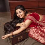 Niranjana Anoop Instagram - ♥️❤️♥️ Photography | Concept | PP : @ashkaralihamza_ Designed | Styled : @sameerasaneesh @sameerasaneeshkochi Makeup | Hair : @femy_antony__ Jewellery : @meralda.jewels