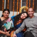 Niranjana Anoop Instagram - Most Grateful for this moment from 2023 ♥️ Beyond blessed to be learning under the absolute best 🥹 @srikanth_aswathy_ My Guiding light 🙏🏻 Gurus @akshaykumar_photography Thankyou for capturing this 🤗 #trendingreels#trending