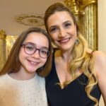 Nisa Sofiya Aksongur Instagram - Hicran dizisinde emeği geçen herkese çok teşekkür ederim, çok keyifli bir setti. Başka projelerde görüşmek üzere!🥰 @filmeviyapim @hicrandizi @gurselatesofficial @eelcinz @berkbakioglu @ozlemsurekk @yasaruzer @mr.ctnky @yagmurcokgenc #nisasofiya #hicran #final
