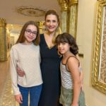 Nisa Sofiya Aksongur Instagram - Hicran dizisinde emeği geçen herkese çok teşekkür ederim, çok keyifli bir setti. Başka projelerde görüşmek üzere!🥰 @filmeviyapim @hicrandizi @gurselatesofficial @eelcinz @berkbakioglu @ozlemsurekk @yasaruzer @mr.ctnky @yagmurcokgenc #nisasofiya #hicran #final