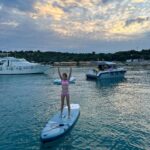 Nisa Sofiya Aksongur Instagram - Paddle board ✌️ #nisasofiya #paddleboarding #tatil