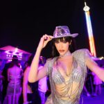 Nisamanee Lertvorapong Instagram - ได้มาเห็นกับตาละกับเทศกาลระดับโลกอย่าง @edc_lasvegas เว่อร์มาก!!! ทั้งเวที ระบบเสียง การตกแต่งในงาน มีลางว่าต่อไปอาจจะไม่ต้องบินมาถึงเมกา🤫🤩 ยังไงขอคะแนนลุคนี้เริ่ม!!! #edc #edclasvegas #insomniac