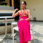 Nisha Guragain Instagram – Live more, worry less…..💗