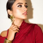 Nisha Guragain Instagram – “Eyes that capture hearts❤️