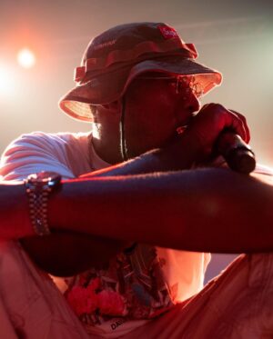 Niska Instagram - Soldat sans grade on a capté le truc 🥷🏿🦅

📸 @lubin.photo