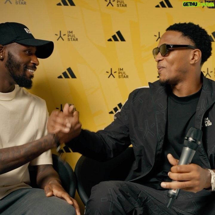 Niska Instagram - CHARO C’EST CHAMPION ! 🦅🇨🇮 Quand la puissance rencontre la puissance 🤝 merci d’avoir été à nos côtés @sekofofana @niska_officiel , vous nous avez fait rêver. 💫 s/o @adidasparis @instagram @equipe_smile 🎥 @lacremefilm
