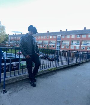 Niska Instagram - Africain rebelle j’ai de la Russie en moi !! 🇷🇺🦅